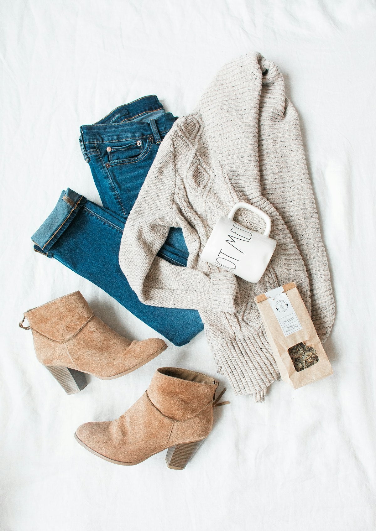 Gray cardigan and jeans outfit