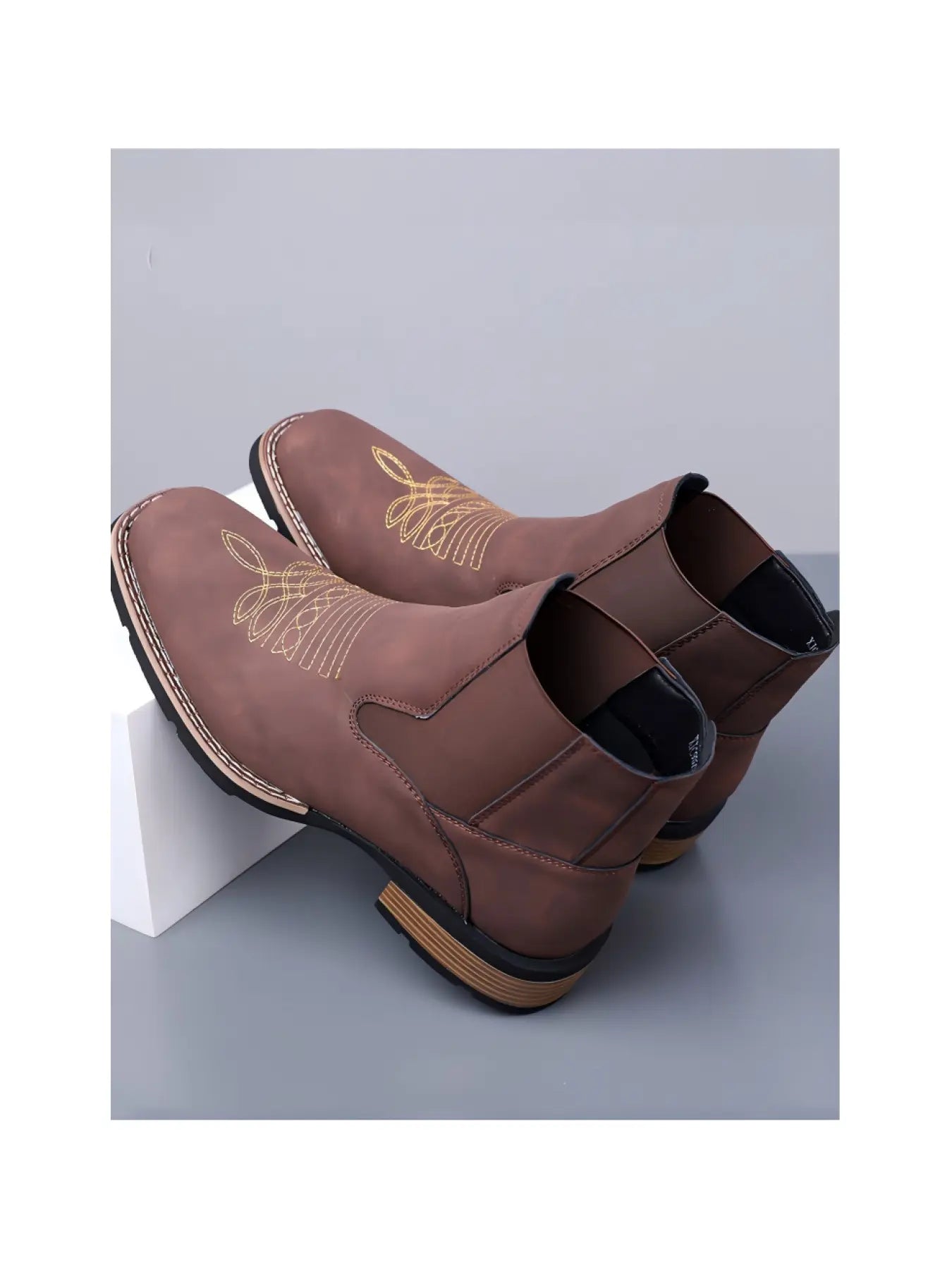 Men Square Chelsea Boots PU Fashion Classic Embroidery Retro Comfortable Western Ankle Cowboy Boots Elegant Boots Casual Boots Western Style Boots Western Inspired Boots Embroidered Boots