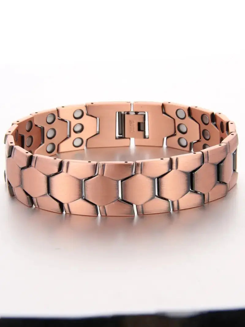 A Red Copper Magnetic Energy Bracelet with Magnets, Featuring Functions of Relieving Fatigue, Promoting Blood Circulation and Alleviating Joint Discomfort. It Is Suitable as a Gift for Father'S Day or for Giving as a Birthday Present to Elders.