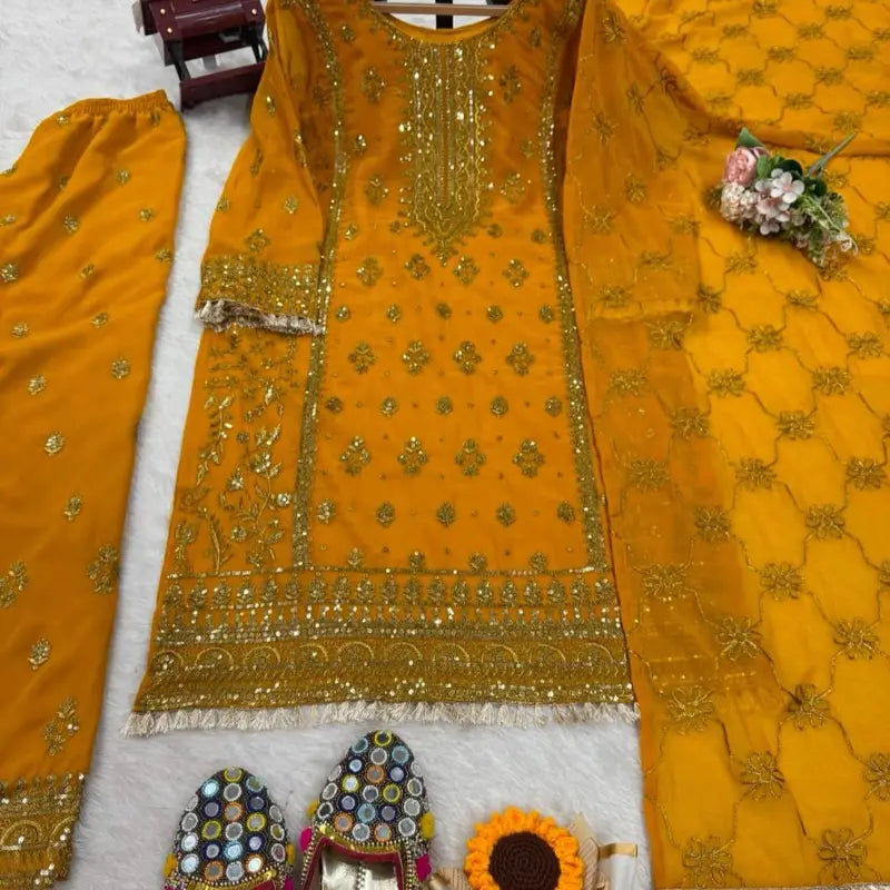 Indian Women'S Casual Dress with Elegant Design, Suitable for Summer Wear, Comfortable Fit - Womenswear