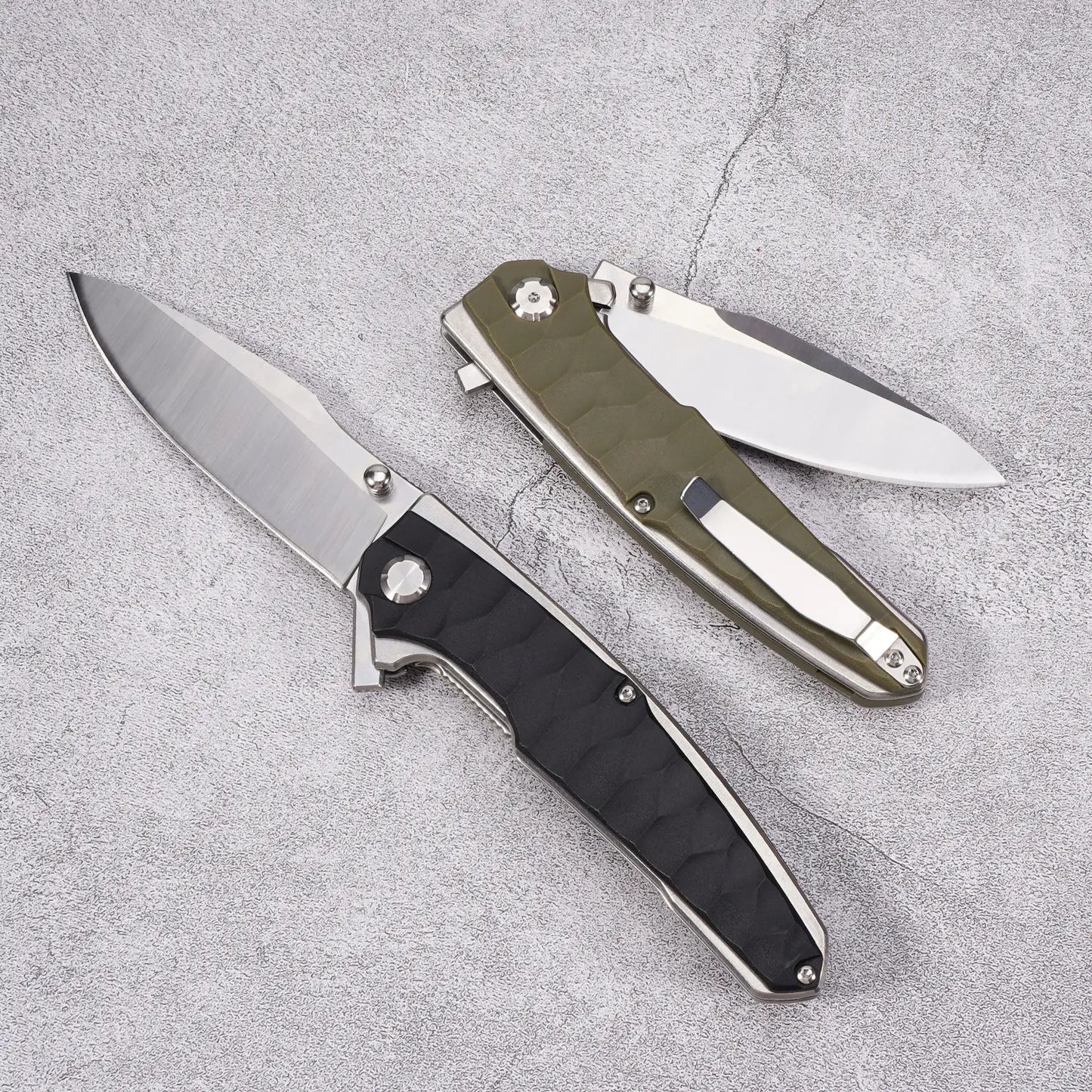 Men’S Tactical Folding Knife EDC Multifunctional Heavy-Duty Outdoor Knife, Pocket Knife, Fruit Knife, Ergonomic Handle, Includes a Back Clip for Easy Carry, Quick-Open Design, Suitable for Wilderness Survival Emergencies, Camping, Hiking, DIY, Fishing
